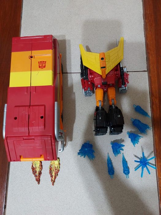 Transformers War for Cybertron Kingdom Rodimus Prime