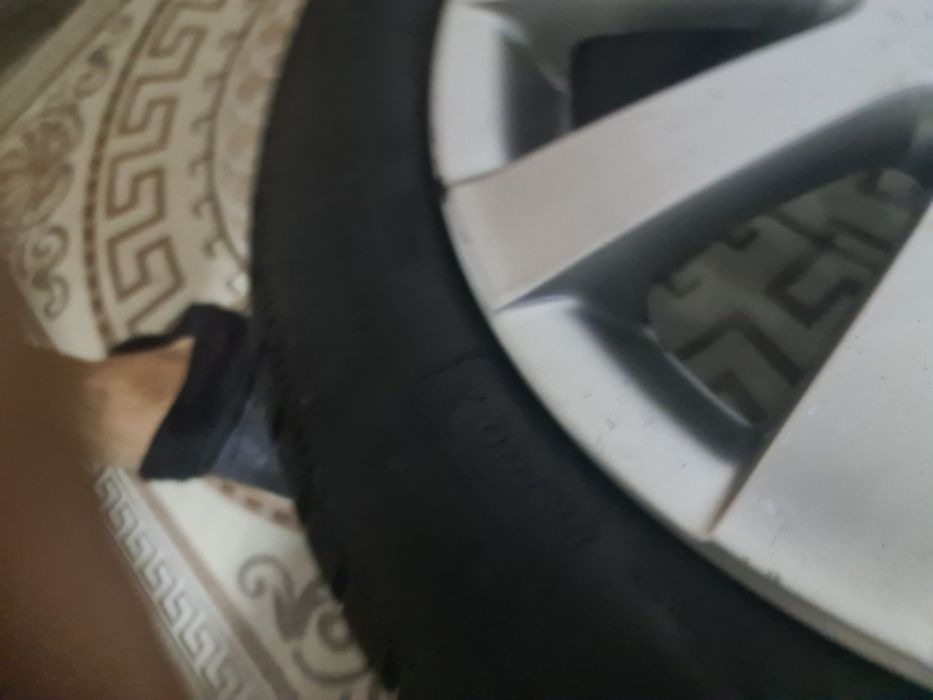 Vând roti iarna de passat