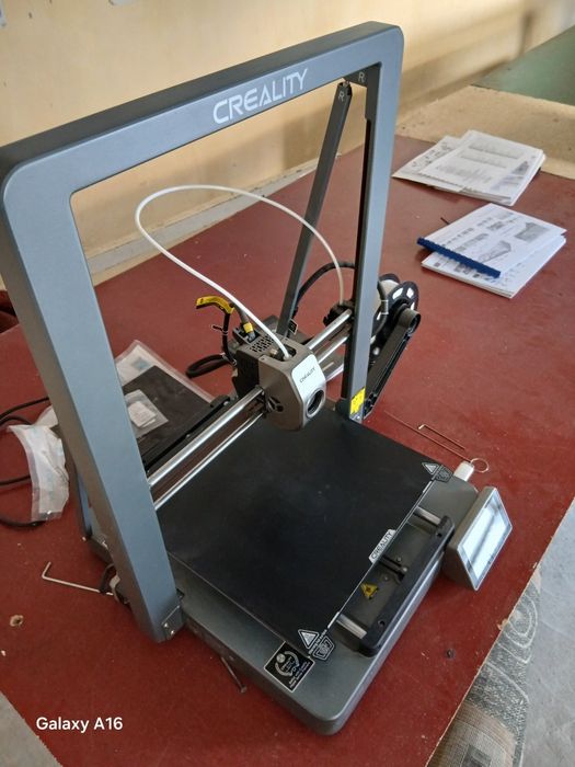 3D printer, Creality firma, holati a'lo, yangi, 2026-yil
