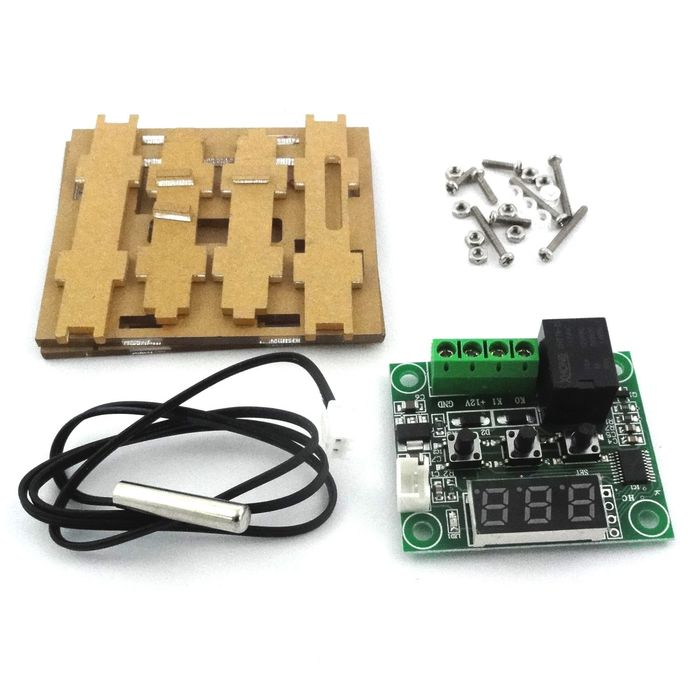 Дигитален термостат W1209 12V DC + СОНДА + КОРПУС