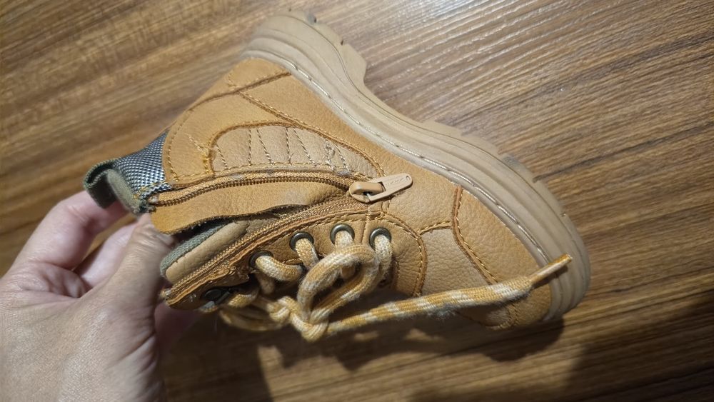 Детские ботинки Zara 22 размер