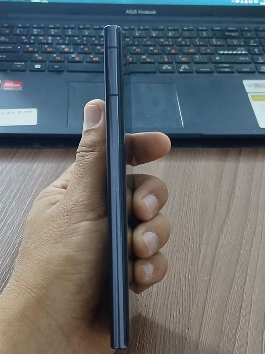 Samsung S 22 ultra sotiladi