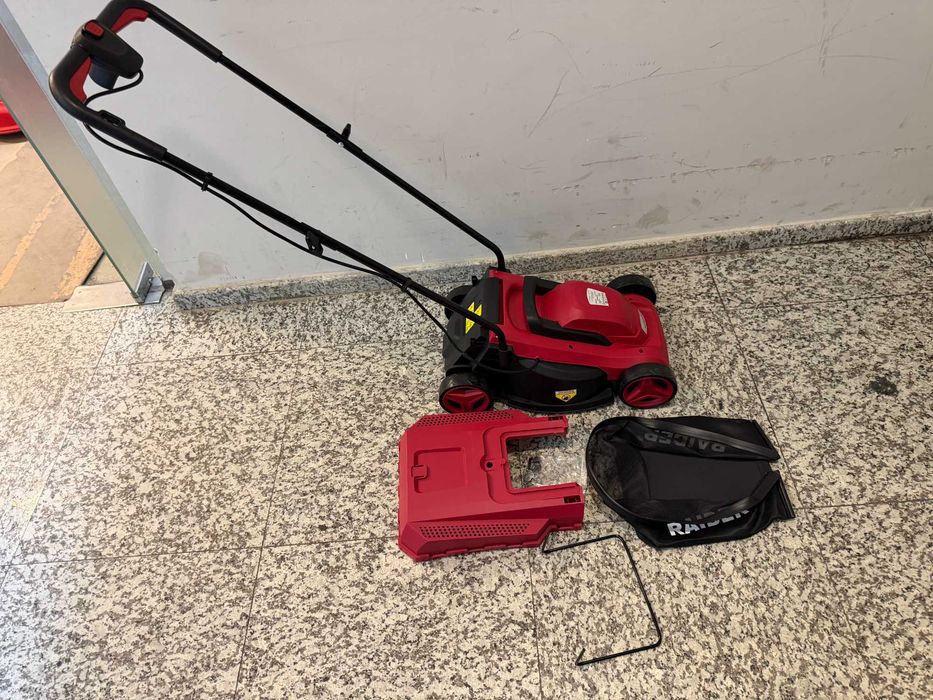 Косачка 1400W 33cm 30L 500m2 RD-LM31