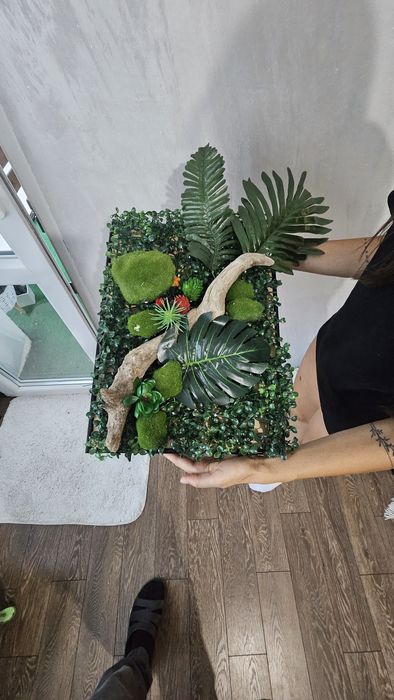 Картина с изкуствена трева