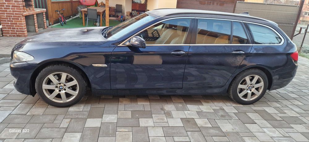 BMW F11 SERIA 5 2011