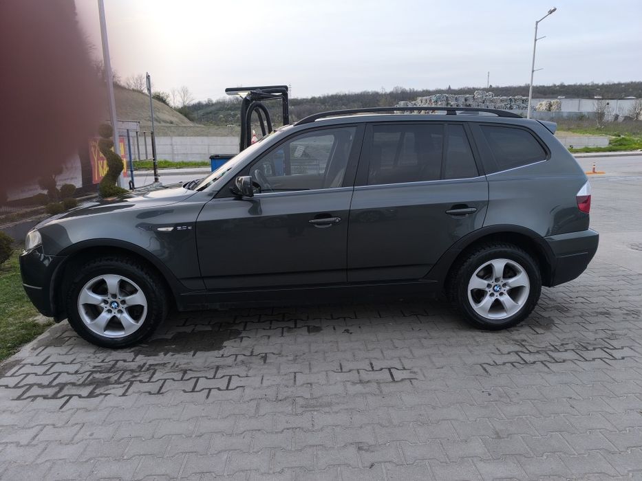 Продавам BMW x3 e83