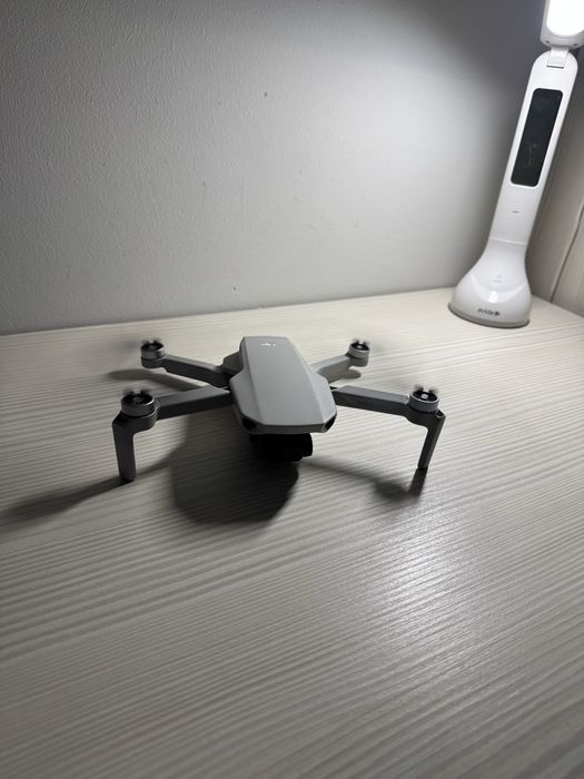 Drona Dji mini 4K
