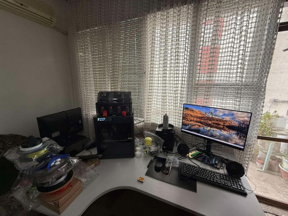 3D принтер Bambu Lab P1S Combo с AMS+ компютър
