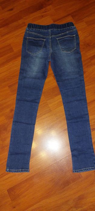 Детски дънки номер 146