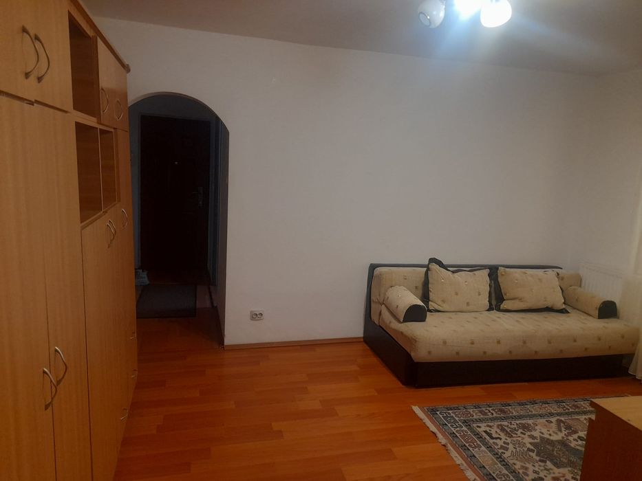Inchiriez apartament 2 camere