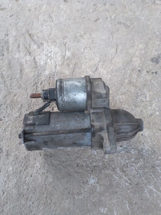 Vînd electromotor Opel fiat 13 cdti