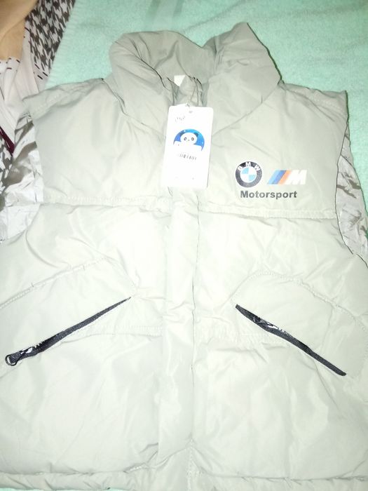 Продам желетки болонеевые серо размер 110одна 130одна 150одна Децкие