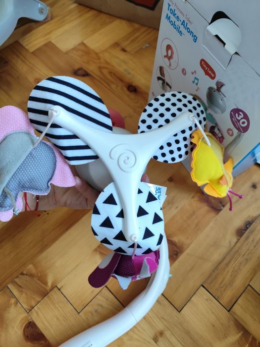 TINY LOVE Музикална въртележка Take Along Mobile Tiny Princess Tales™