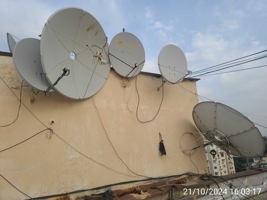 Продам Свои Параболические Антены б.у большую, среднею, и маленькую