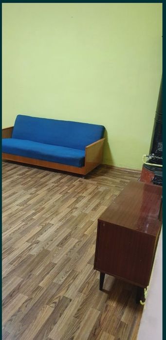 Продаётся домик 2х комнатный в центре города