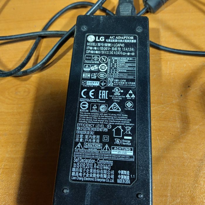 Продавам Samsung UE49RU7302KXXH на части