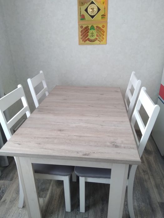 Продам раздвижной стол