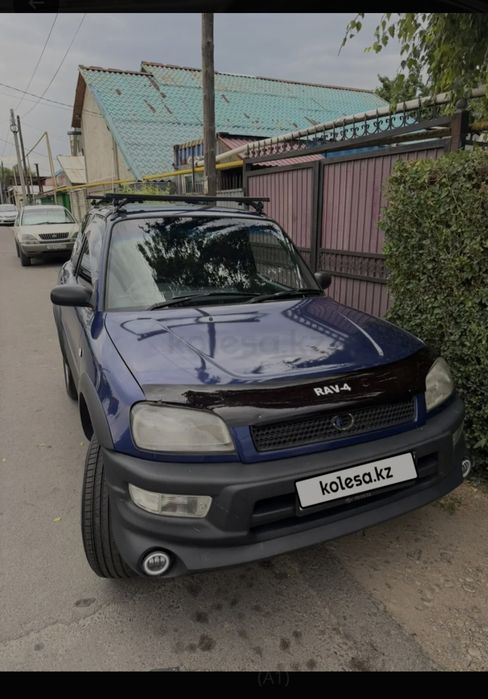 Продам машину  срочно