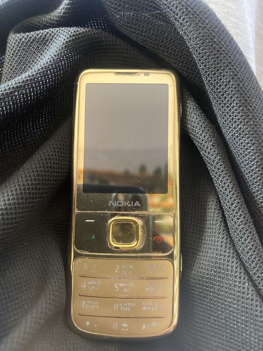 Продам Nokia 6700 Clasick