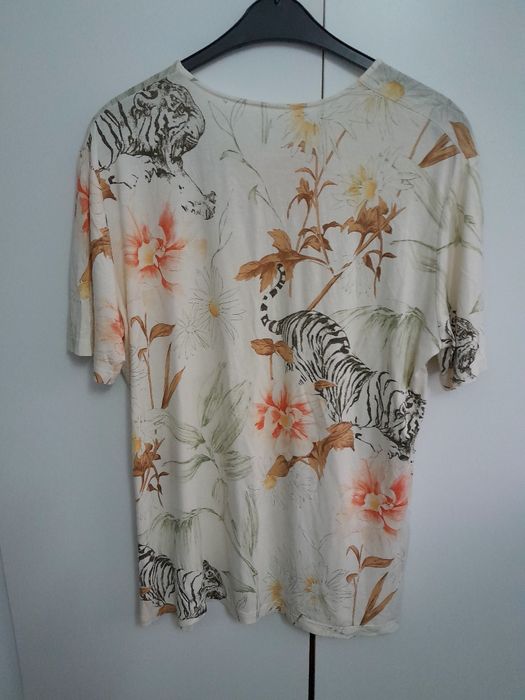 Camasa, tricouri, fusta, pantaloni  pt.  femei, marimea L-Xl