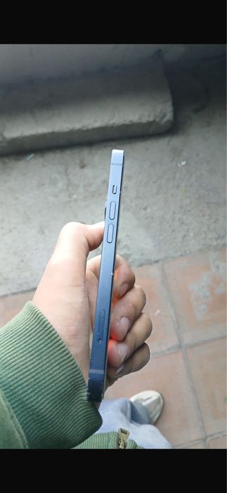 iPhone 13 гарантия