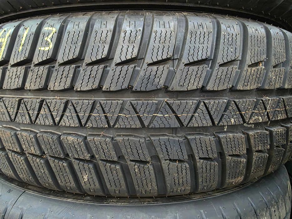 2бр Зимни гуми 235 65 17 - Falken