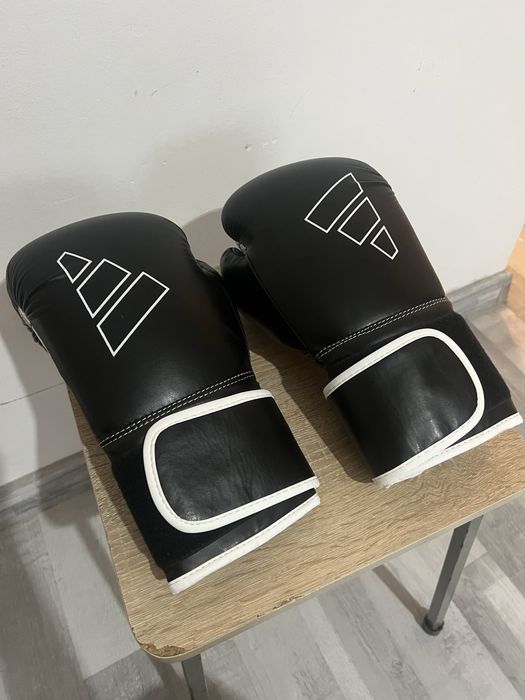 Mănusi de box 14 oz