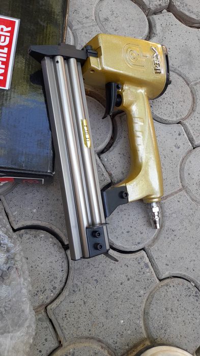Гвоздезабивной пистолет F-300