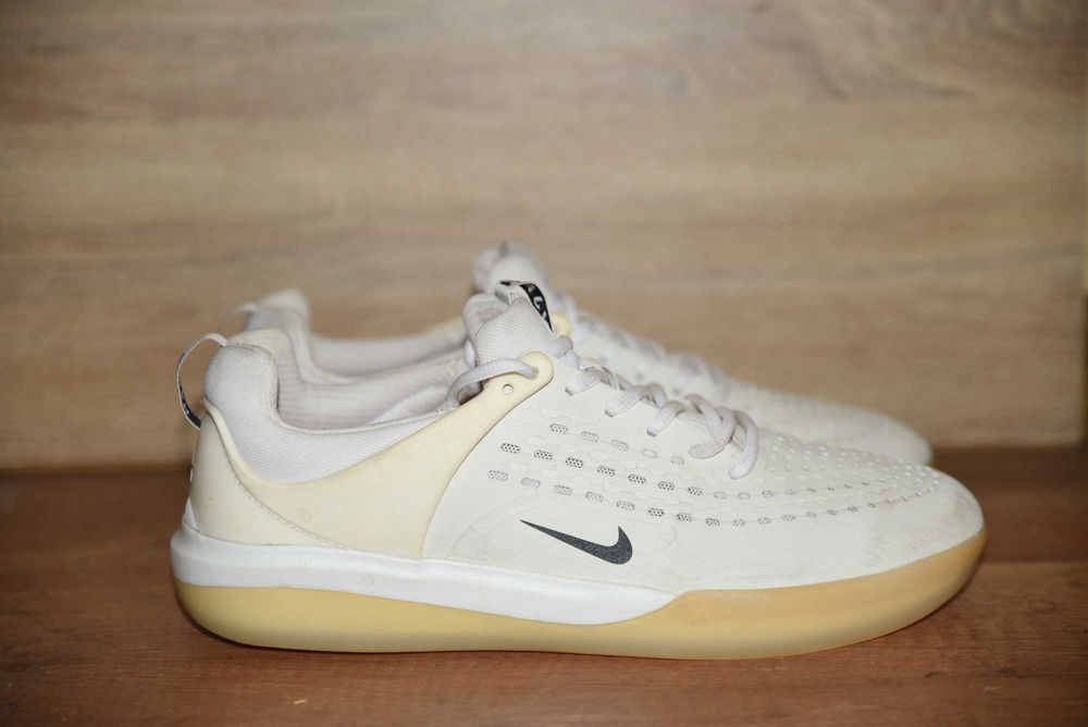 Nike Оригинални маратонки, номер 45