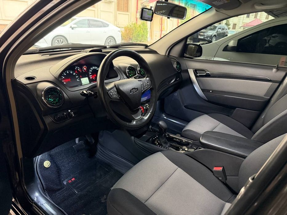 Нексия 3 Автомат  Сотилади йоки Арендага Берилади