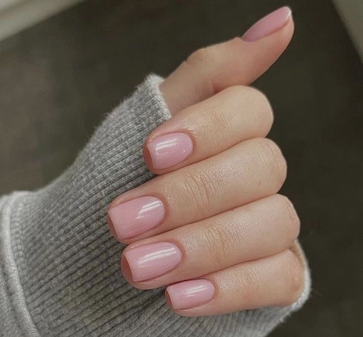 Маникюр выезд на дом