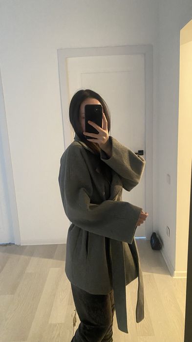 пальто на осень укароченное