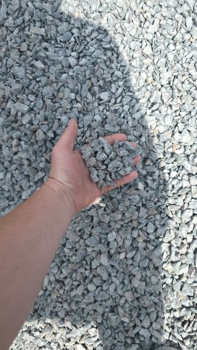 Piatră de munte de diferite tipuri, cu transport inclus. Piatra ornamentala gri si alba
0-4mm
4-8mm
8-16mm
16-25mm
30-60mm
Si bolovani 0-400mm