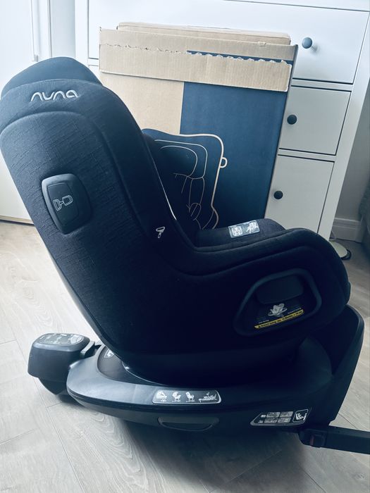 Nuna TODL NEXT + ISOFIX база | Caviar (черен) | Отлично състояние