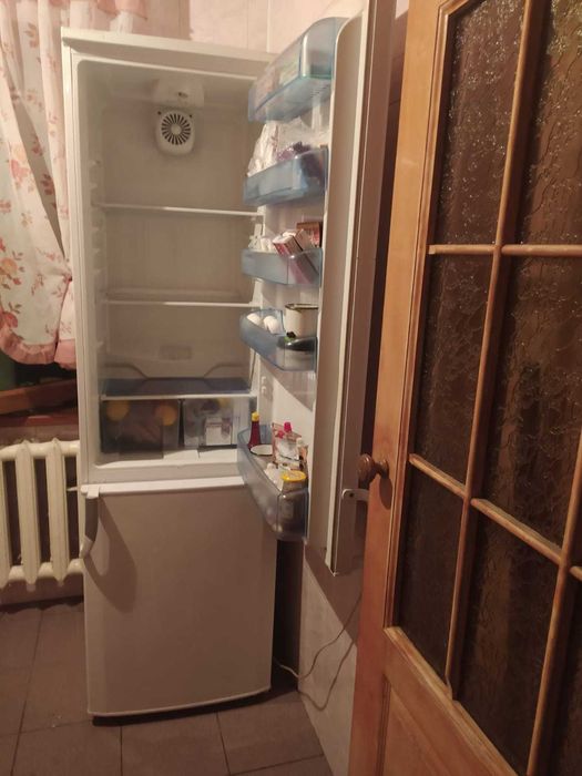 продам холодильник