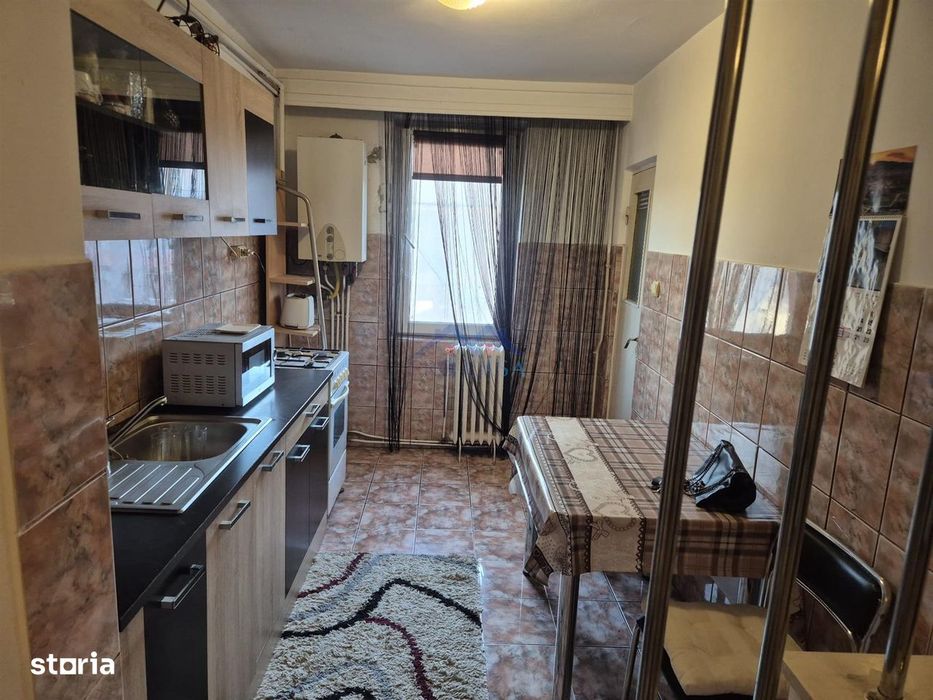 Apartament 2 camere decomandat , mobilat, utilat, Carolina Mall — fotografia 3
