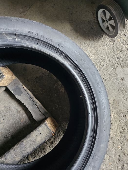 2 anvelope vara 275 40 19 Pirelli Runflat