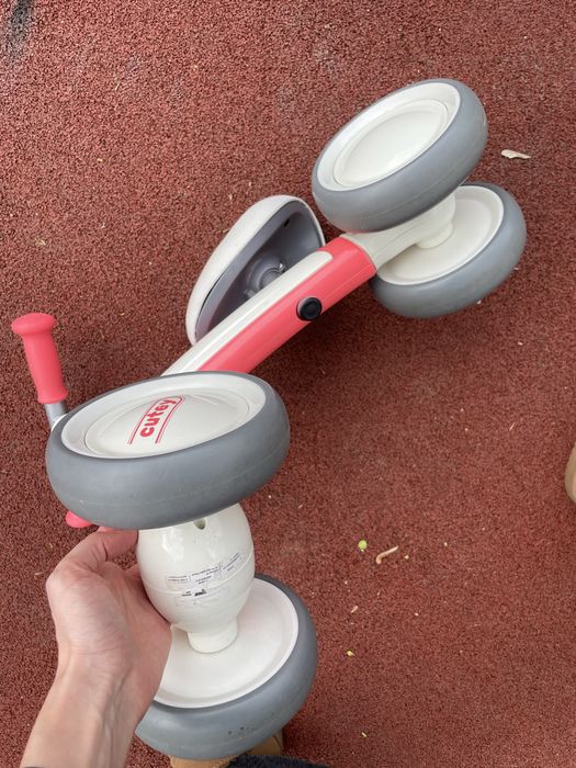 Mini bicicletă fără pedale pentru copii - stare foarte bună