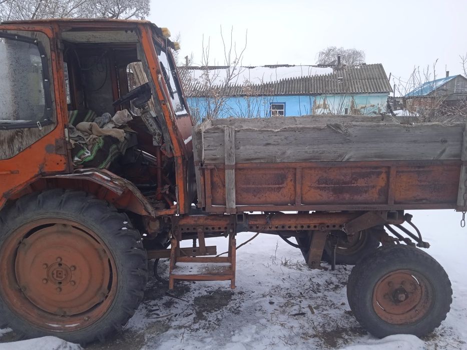 Продам трактор т16