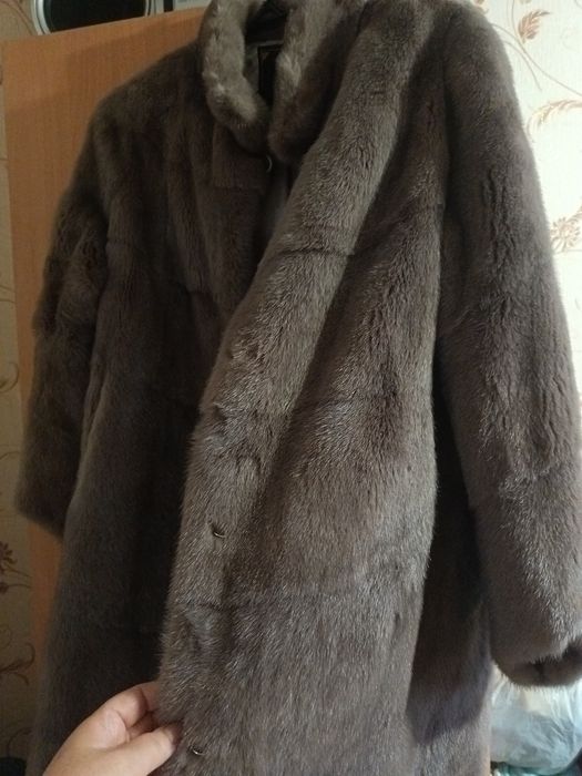 Продам норковую шубу