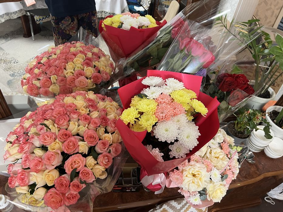 Продам букеты цветов