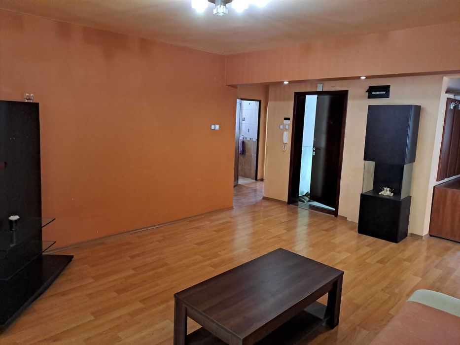 Продава се Етаж от къща в Плевен, Идеален център - 115 кв.м за 1305 €/кв.м - Снимка #14