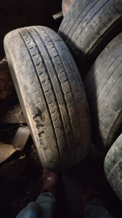 Продам шины на 15