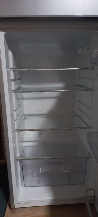 Холодилник Артел.б.у.