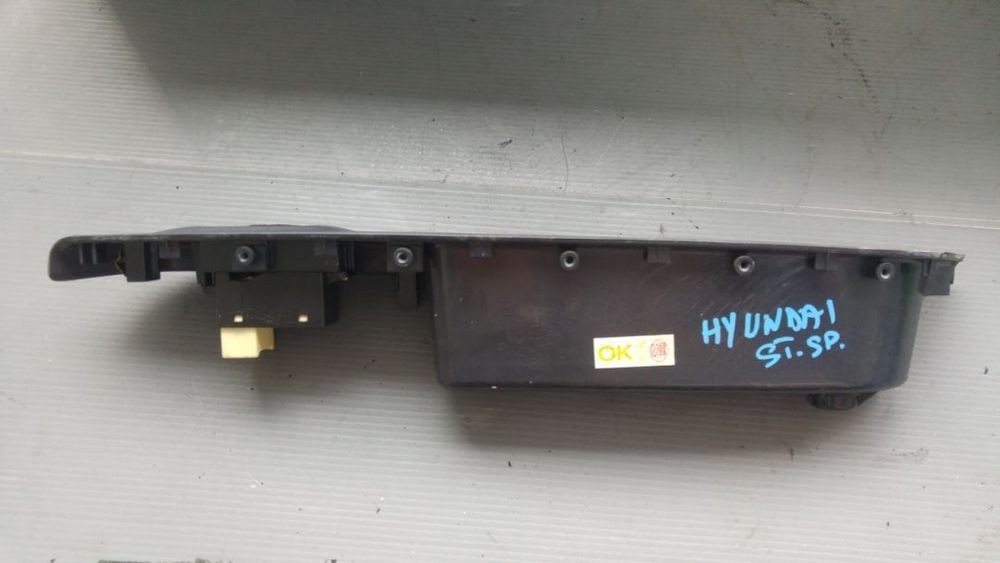buton geam electric cu maner stanga fata hyundai ix20 83710-1e010 93578-20000