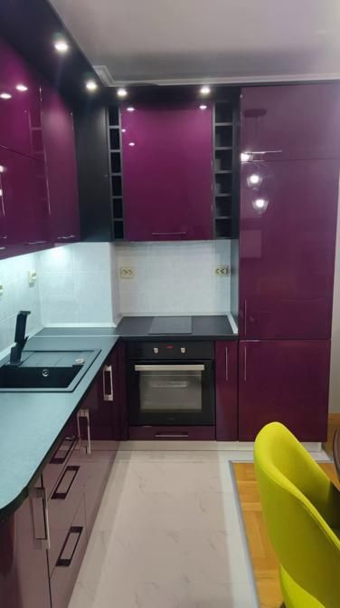 Дава се под наем Двустаен апартамент в София, Център - 60 кв.м за 900 € - Снимка #3