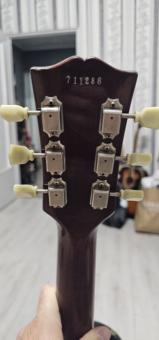 Gibson Custom: Les Paul  1957  Goldtop Reissue Dark Back 2011 VOS