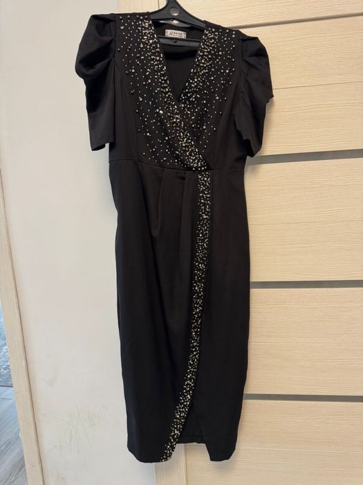 Продам платье ,одевалось 1 раз.