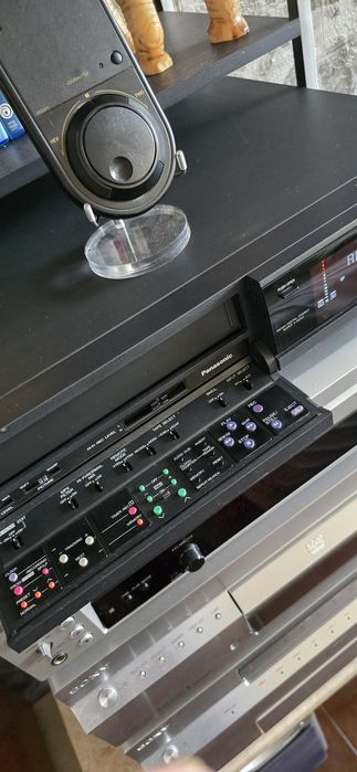 VHS  panasonic -nv F-75