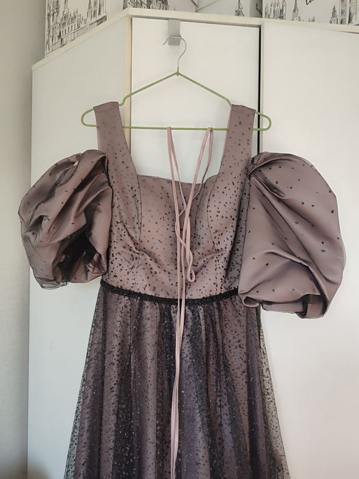 Продается вечернее платье